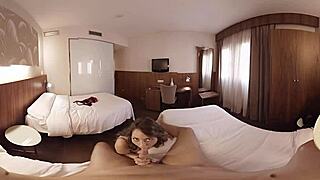 Vr porn brunette fucked in hotel room?