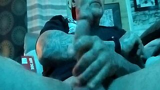 Jack hammer loves big cocks!