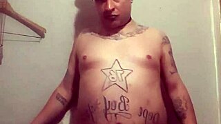 Wow, this sexy sissy performs an amazing solo act!