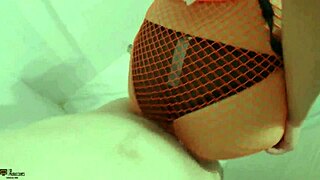 Hermanastra ven y te follo el co�o hasta llenarte de leche