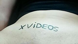 Check out this shaved pussy I found!