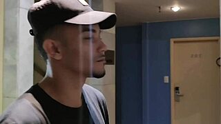 dando pro cunhado bareback?