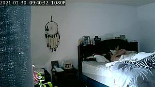 Amateurs have sex in homemade early morning video