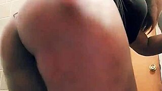 Fat thick ass shakes in underwear to hood hop music.