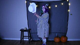 Beetlejuice Strip Big Tits Cosplay