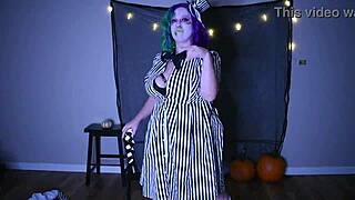 Beetlejuice Strip Big Tits Cosplay