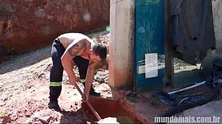 Os Pedreiros Do Hotel Mundomais Fazem Orgia Na Obra Com Grandes Paus