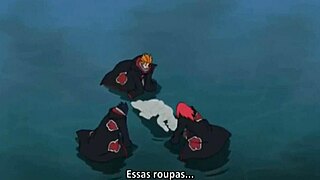 このノビーニャがパウに誘惑的に座ってるの信じられる？