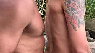 Fodendo Na Praia De Abrico Com Bareback Gay. 🌊