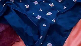 my sister-in-law's panties get a cumshot 😏