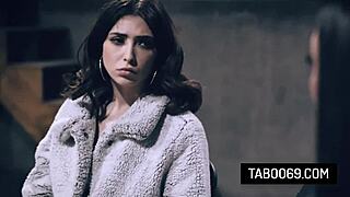 Sex addicts Jaye Summers, Jane Wilde, and Reagan Foxx in group orgy