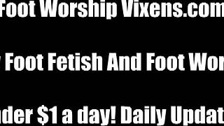 Leyla's Sexy Pink Toes On Display