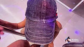 Dancei Sem Calcinha e Enchi Minha Bucetinha de Porra Kasal Doidera