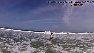 Andando Nua Nas Praias Do Sul Após Sexo Gostoso?