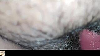 Hänen tiukka latinalainen pillunsa tuntuu uskomattomalta!