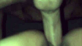 en la cuarentena with big cock scene