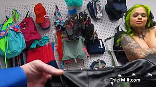 Fuck that curvy milf!