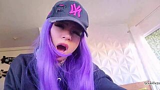 Big Booty Girl Begs for Pussy Filling Creampie