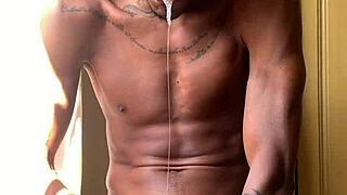 Ebony Brazilian Masturbates With Cumshot From Oberon