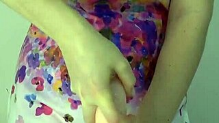 ANNA SKY Gives INTENSE LINGAM MASSAGE