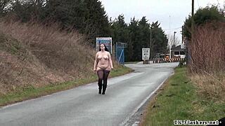 emma flashes her fat pussy outdoors for voyeurs to see