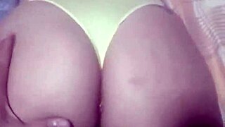 i exibindo no meu grupo do whatsapp e depois pedindo pra ele foder minha buceta ate ganhar porra em cima da barriga