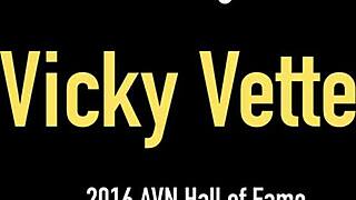 blonde vicky vette earns a cumshot