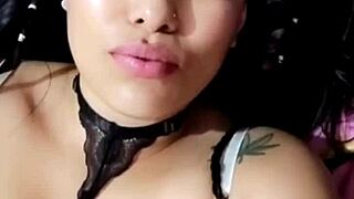 Bluee Masturbates Beautifully!