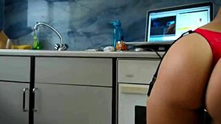 Topless Twerking and Booty Spreading in Garage