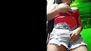 Amateur MILF showcases her natural figure in homemade video.