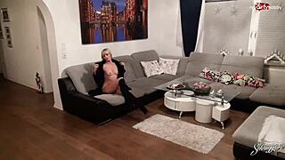 Schnuggie91, are you the tease master in doggystyle?