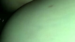 deepie83 fills her rear completely