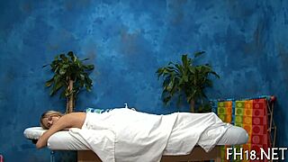 This massage porn tube features relaxing yet steamy sessions