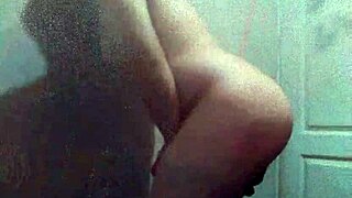 wow, this sexy latina shemale wants to show her body 😍