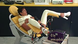 Hey, that anal machine brings squirting orgasms