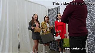 Black Friday Shoplifting Turns To Foursome