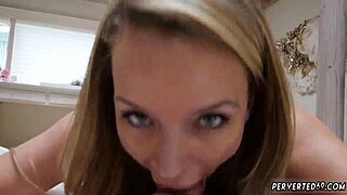 Watch Jane Doux in this 3D monster compilation?