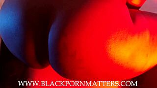 ebony beauty missmaryjanexxx shows off her big ass on twitter.