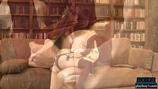 Ukrainian MILF babes Gloria Sol and Vivienne Solange explore