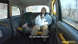 Passionerad sexfilm i falsk taxi