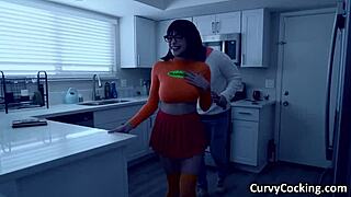 Curvy Big Tit Velma Gives Sloppy Oral In Cosplay Costume With Teen Appeal.