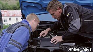 I'm voluptous young Susan Ayn getting super wet from blowjob