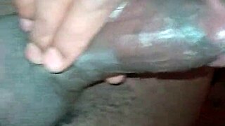 Novinha da favela dando pro neguinho gostoso