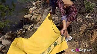 Filming that amateur couple fucking outdoors