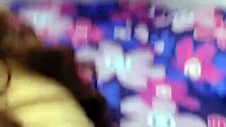 مراهقة لاتينية تتبادل مؤخرتها الضيقة مقابل الدرجات مع المعلم غوستافو