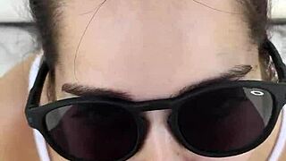 Muito Calor Em Casa E A Debora Quis Fazer Um Boquete Garganta Profunda E Foder De Quatro Ao Ar Livre