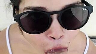 Muito Calor Em Casa E A Debora Quis Fazer Um Boquete Garganta Profunda E Foder De Quatro Ao Ar Livre