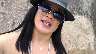 i went for a roll on the beach and found a tasty piroca to foder and ended up drinking leite