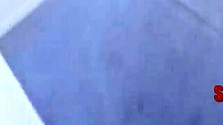 Sørger for at stesøster Hime Marie får varm blowjob og fitteknull