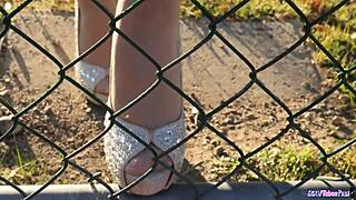 i love watching stockinged milf babe dine on dick.